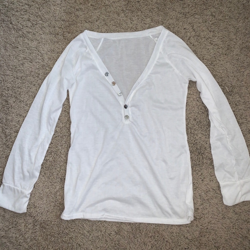 simple long sleeve button up shirt